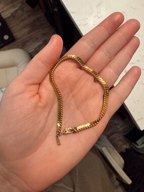 Vintage Monet Gold Tone Herringbone Bracelet